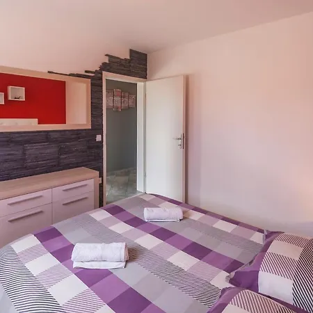 Sole Istria, Holliday Near Pula, Ferienvilla Istrien Marčana